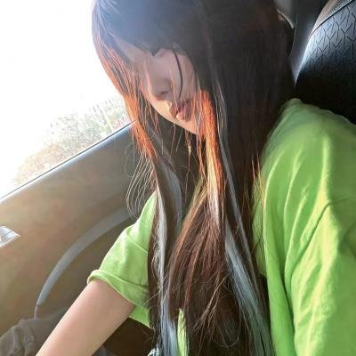 我想变成鸟，所以跳起来